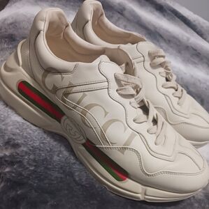 Gucci shoes